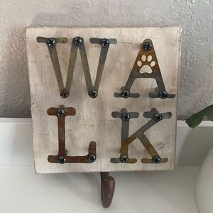 Mudpie WALK Iron Dog Leash Hanger